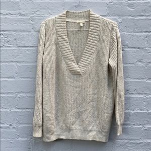 UO / silence + noise knit v-neck sweater